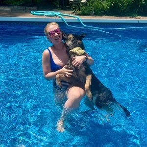 Meet your Posher, Jacqueline